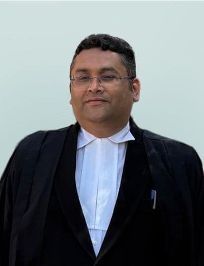 Adv. Abhay Dixit
